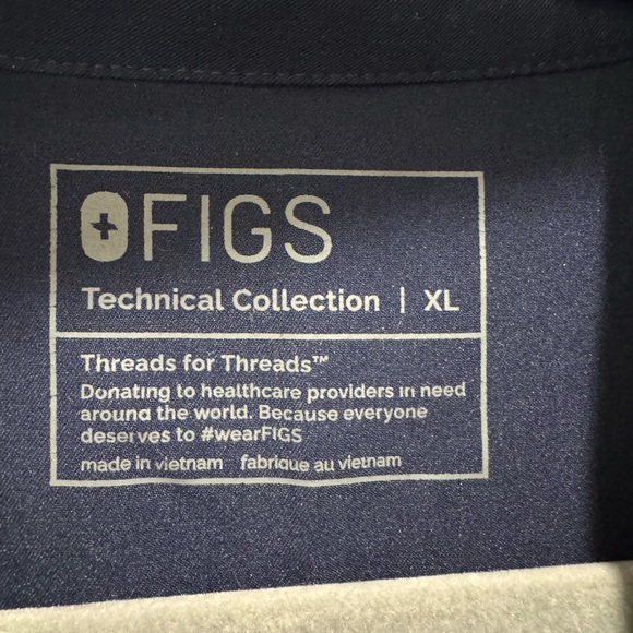 Figs Rafaela Top XL - Picture 2 of 3